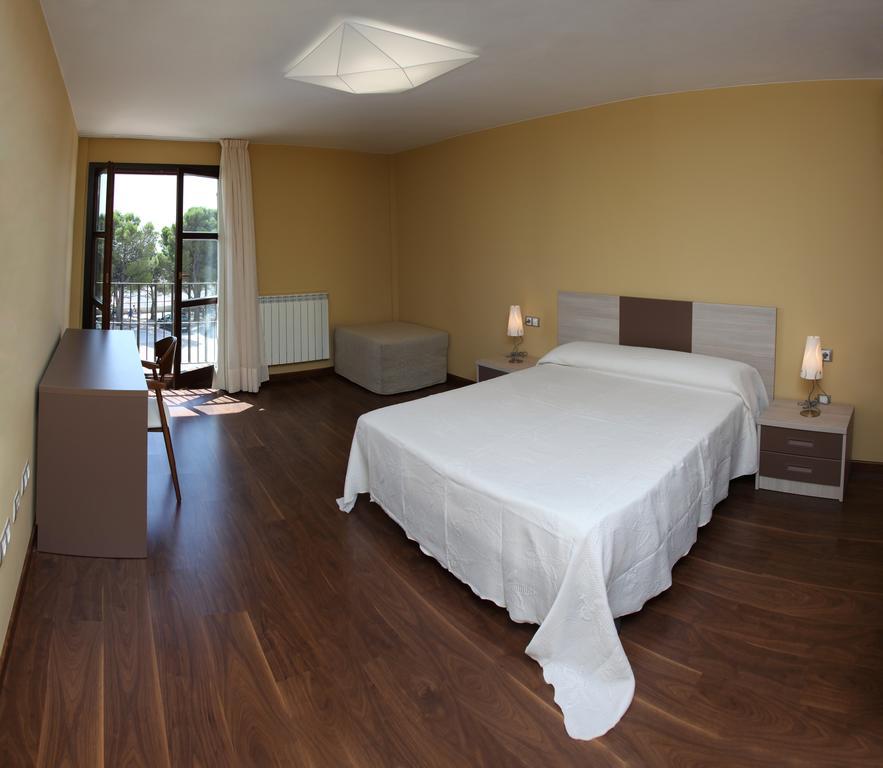 Hotel Santuario De Sancho Abarca Tauste Chambre photo