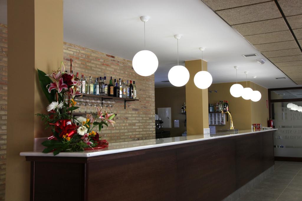 Hotel Santuario De Sancho Abarca Tauste Chambre photo